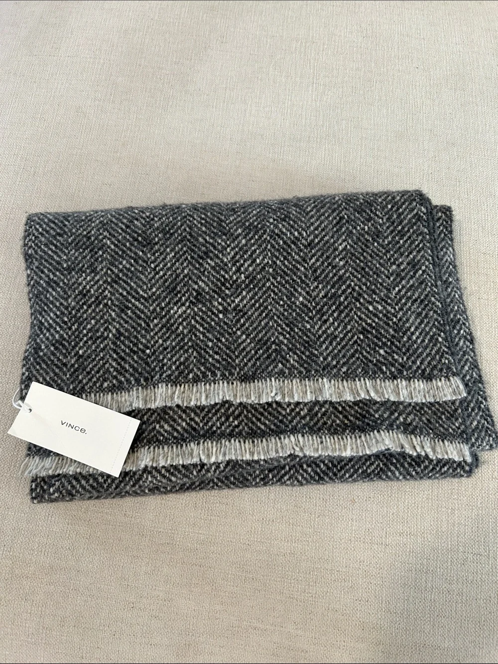 Vince Herringbone Boucle Wool & Alpaca-Blend Scarf, Heather White Black,  NWT